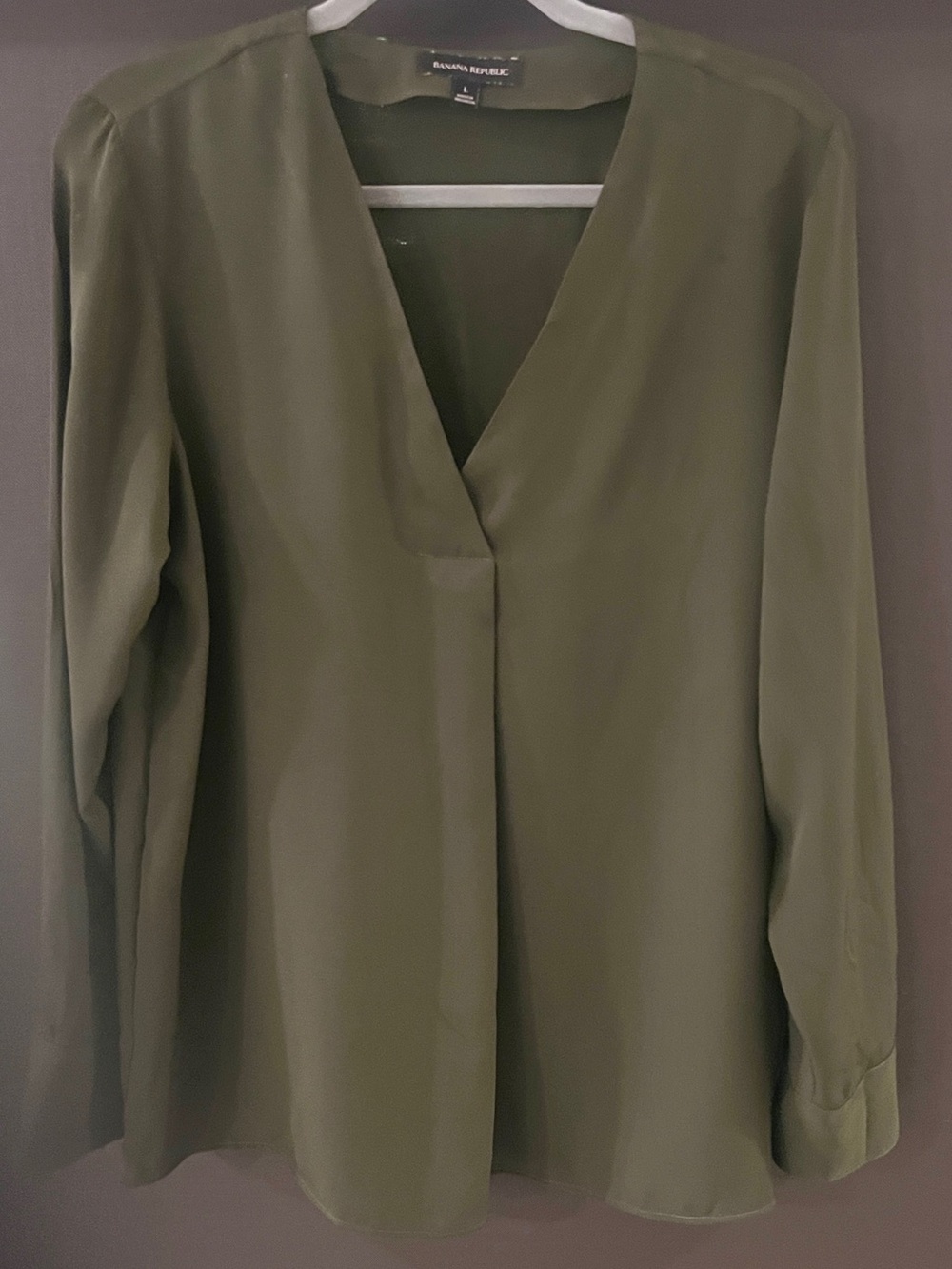 Banana Republic Olive Green V-Neck Tunic Blouse